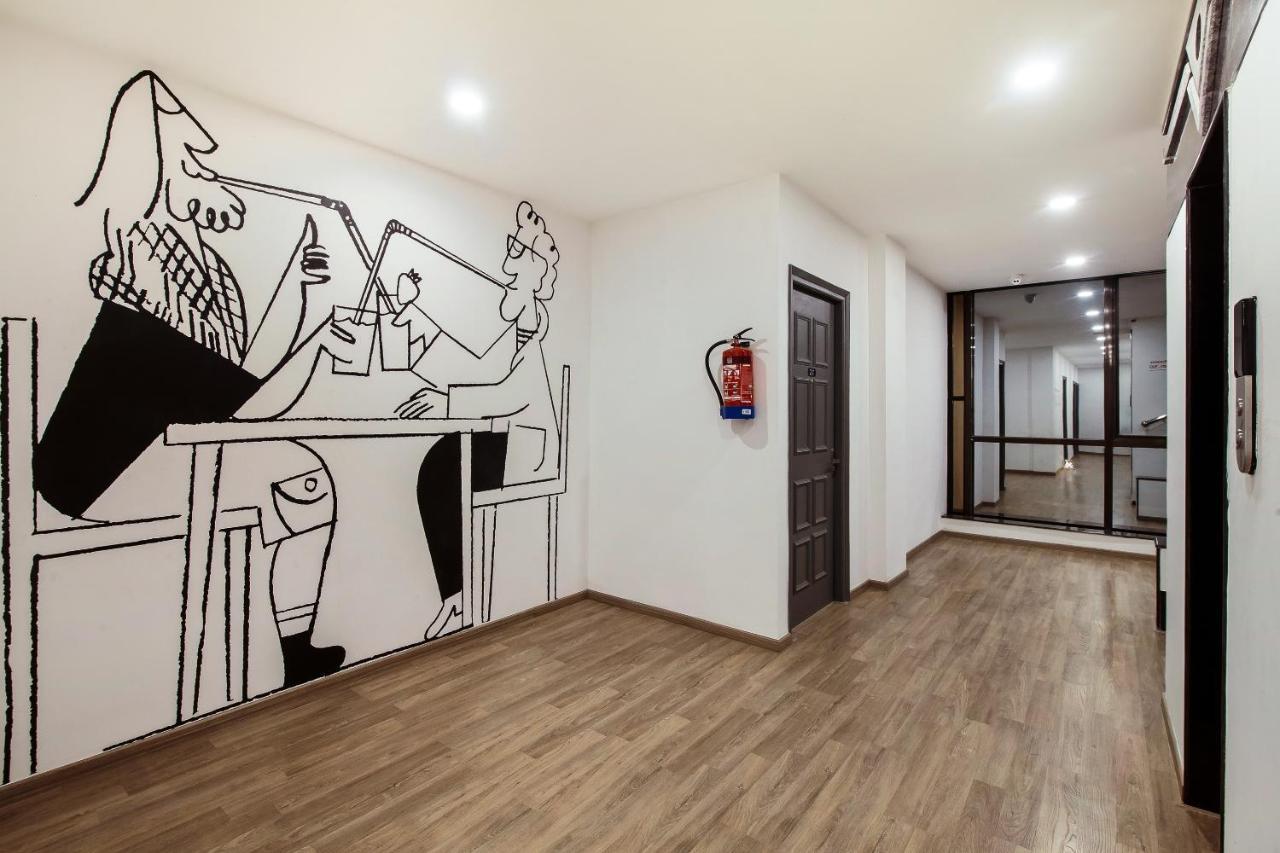 Oyo Townhouse 934 L'Elegant Hotel & Banquetby Ace Manor 가지아바드 외부 사진