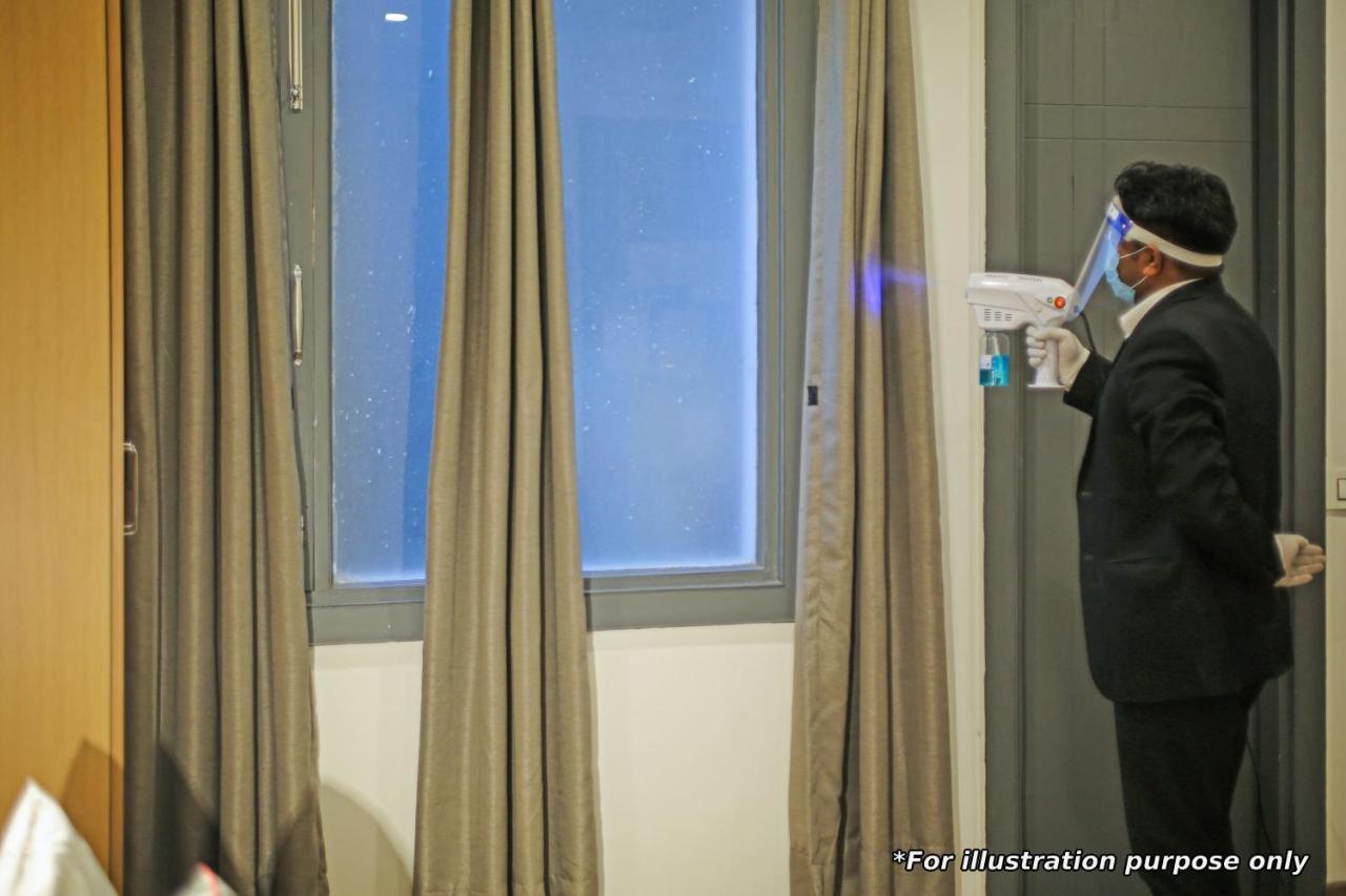 Oyo Townhouse 934 L'Elegant Hotel & Banquetby Ace Manor 가지아바드 외부 사진