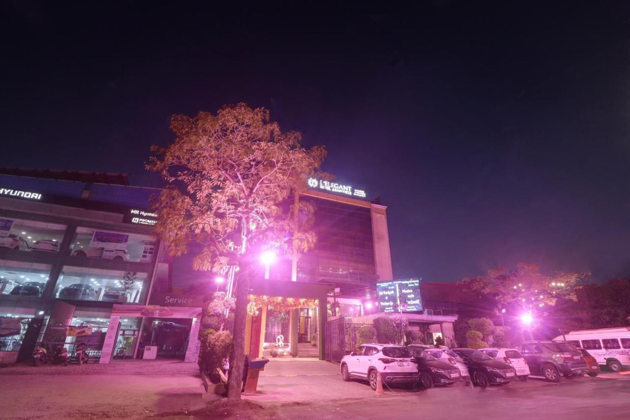 Oyo Townhouse 934 L'Elegant Hotel & Banquetby Ace Manor 가지아바드 외부 사진