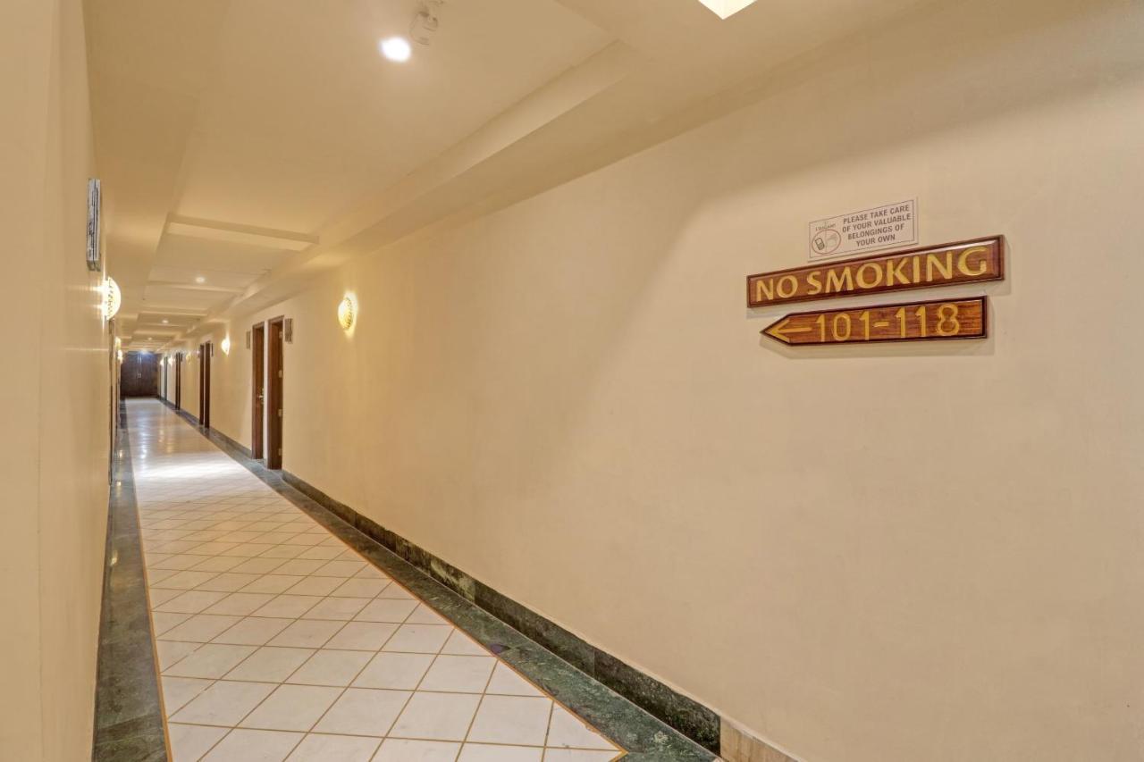 Oyo Townhouse 934 L'Elegant Hotel & Banquetby Ace Manor 가지아바드 외부 사진